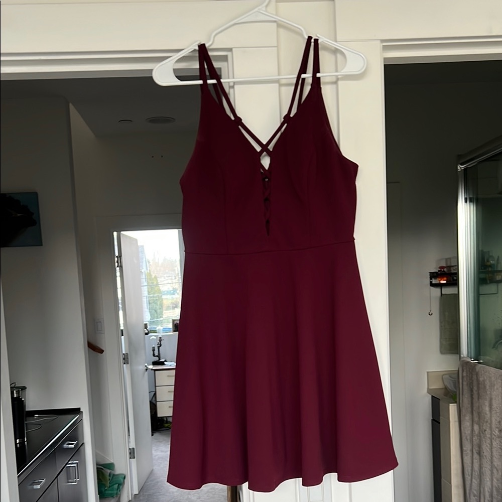 Elegant Burgundy Strappy Dress